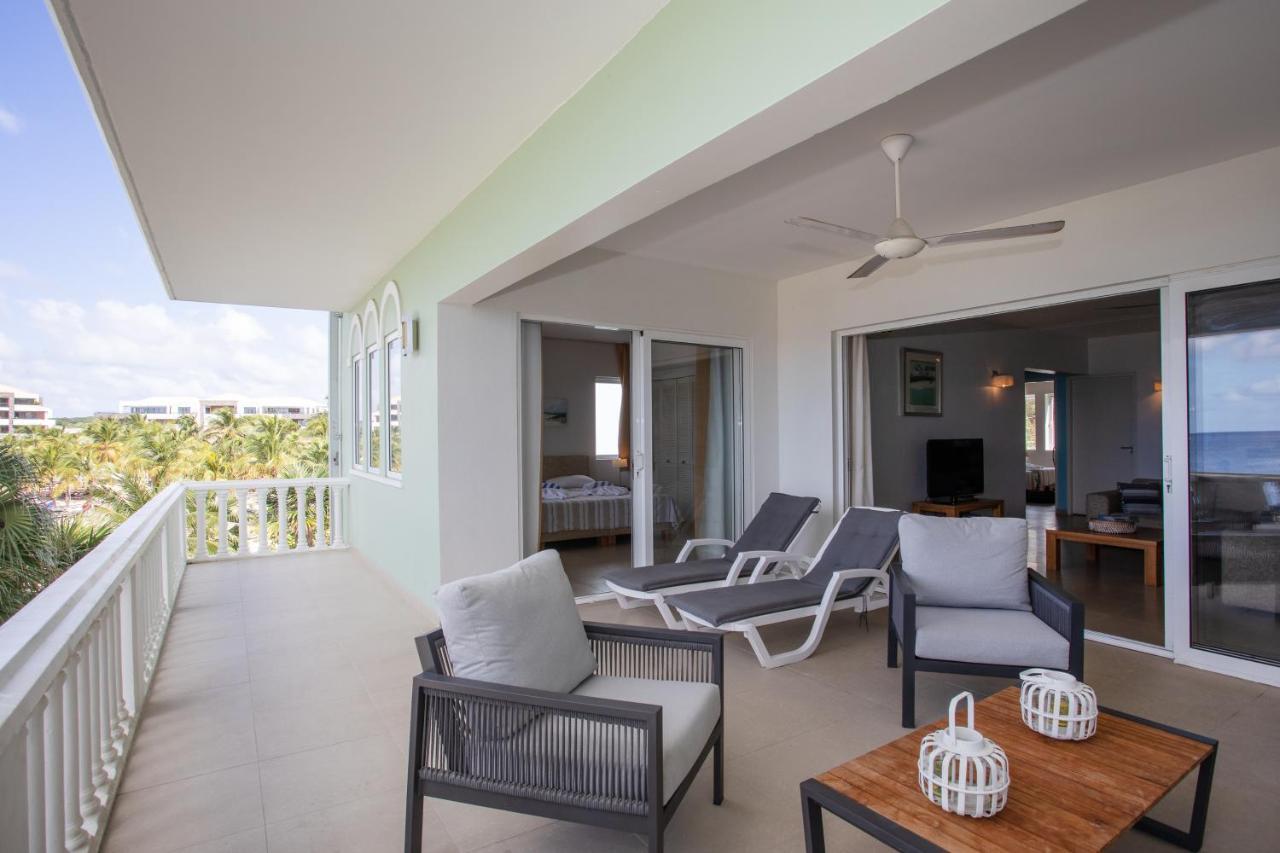 Blue Bay Beach Apartments ภายนอก รูปภาพ