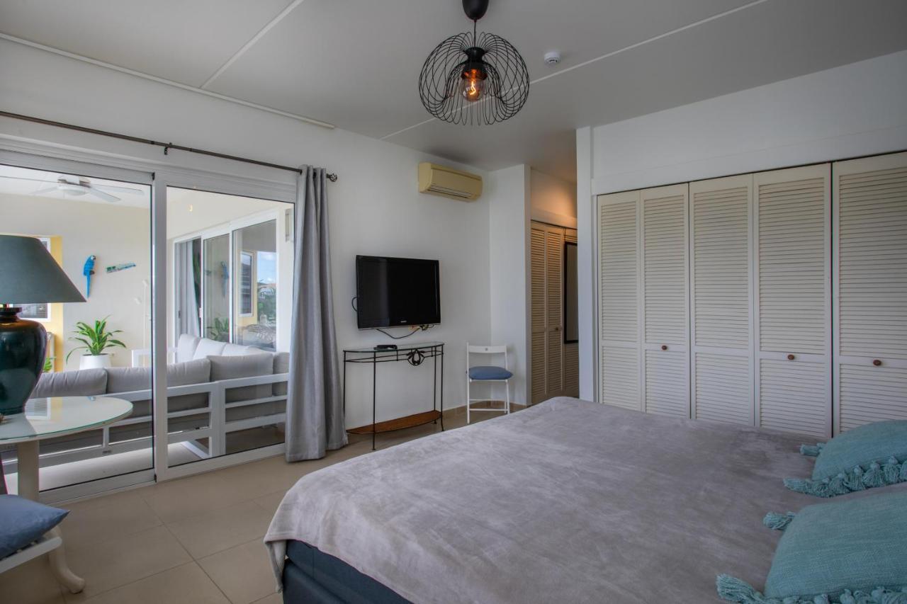 Blue Bay Beach Apartments ภายนอก รูปภาพ